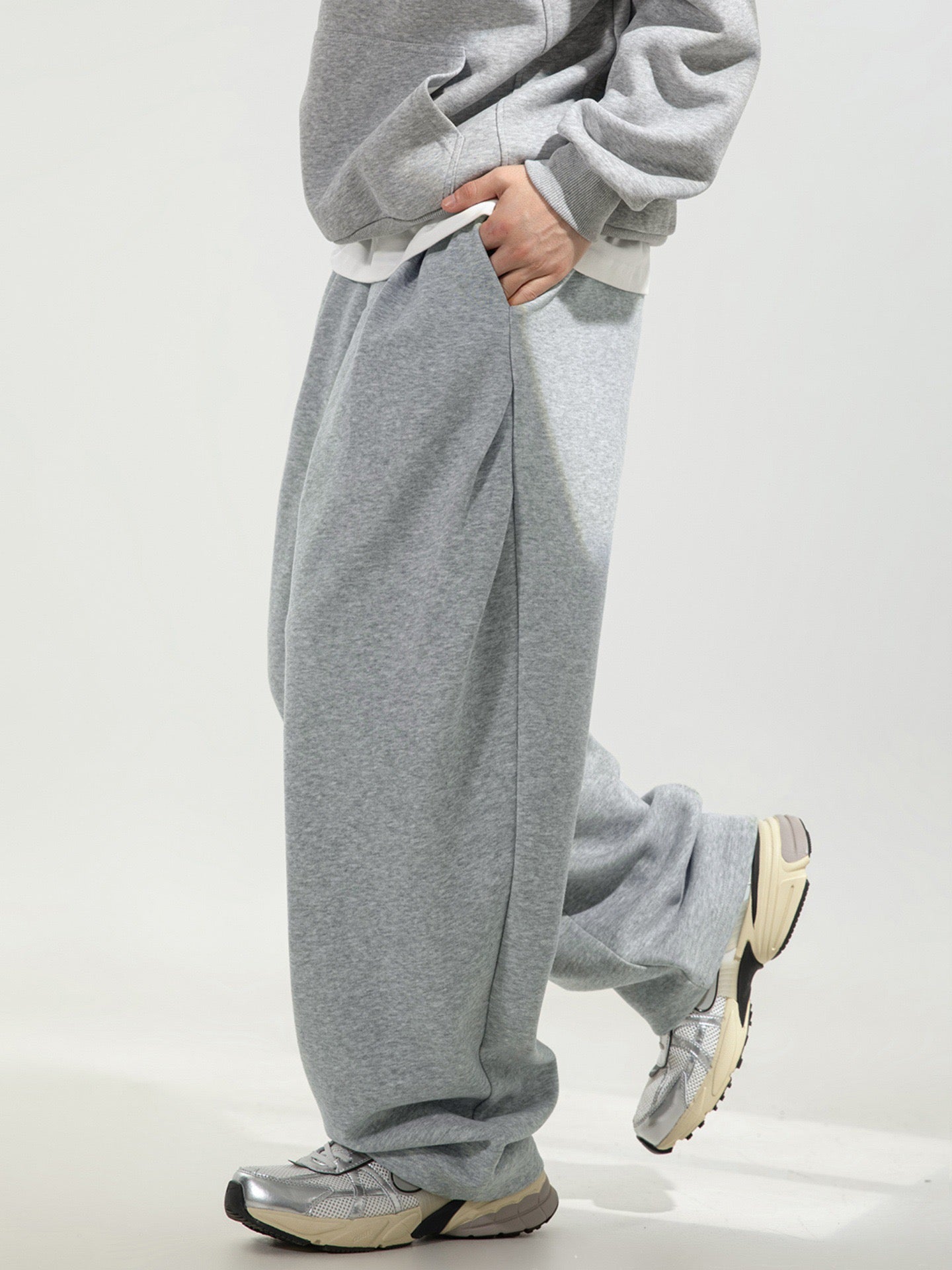 The Relaxed Parisian Pant